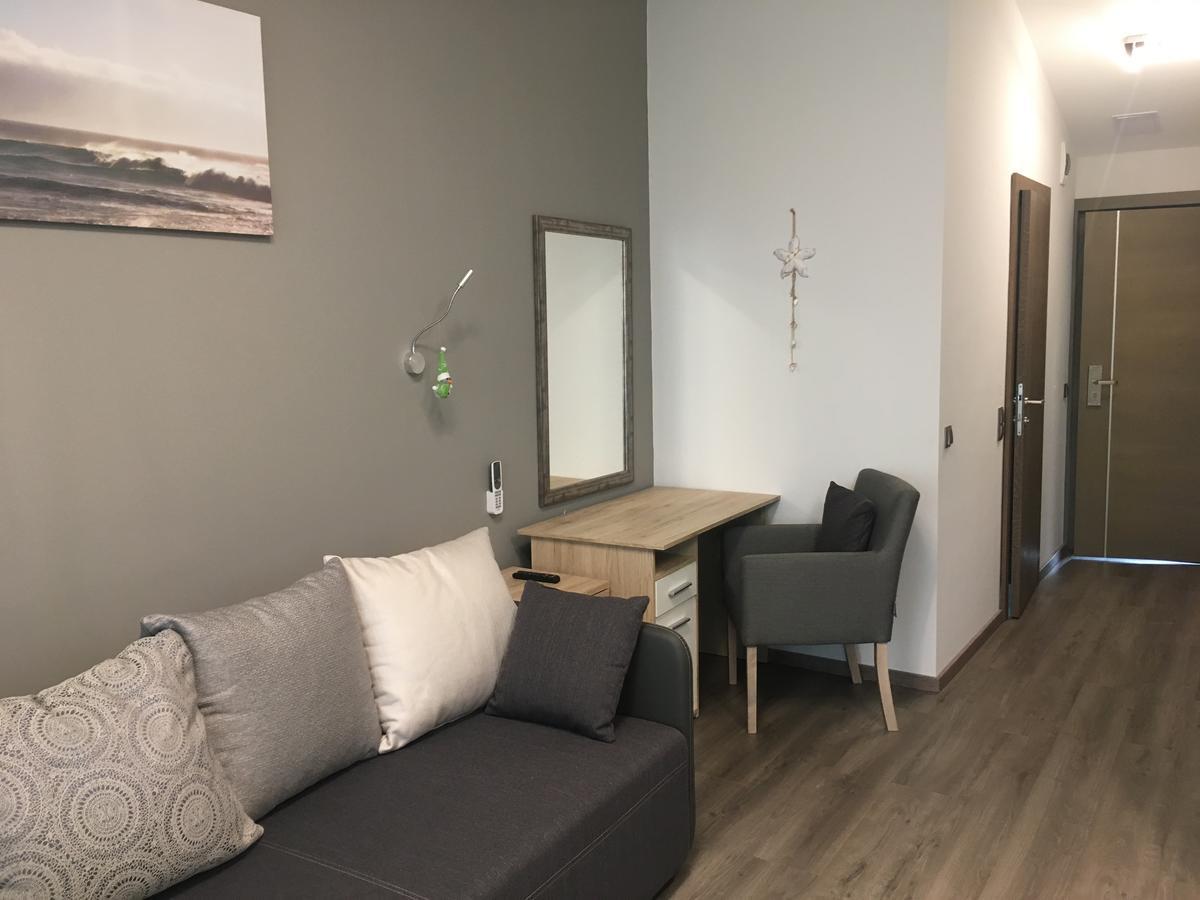Calypso Lakeside Rooms & Lux Apartments Siófok Exteriör bild